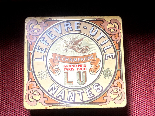 Ancienne boite biscuits - boite,
