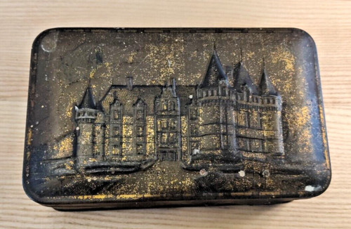 Ancienne boite tole - tole, chateau